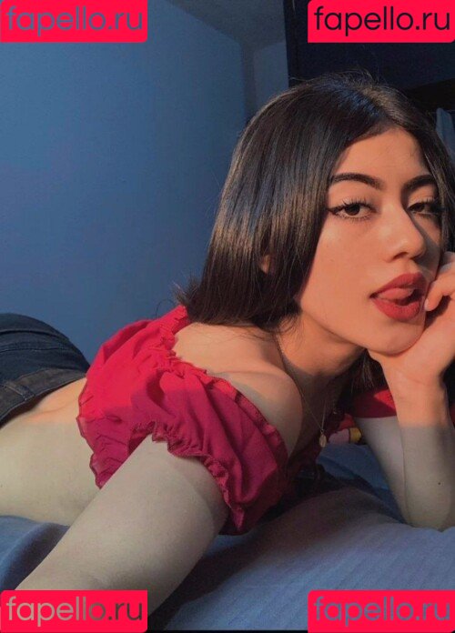 yessalbarrn Onlyfans Photo Gallery 