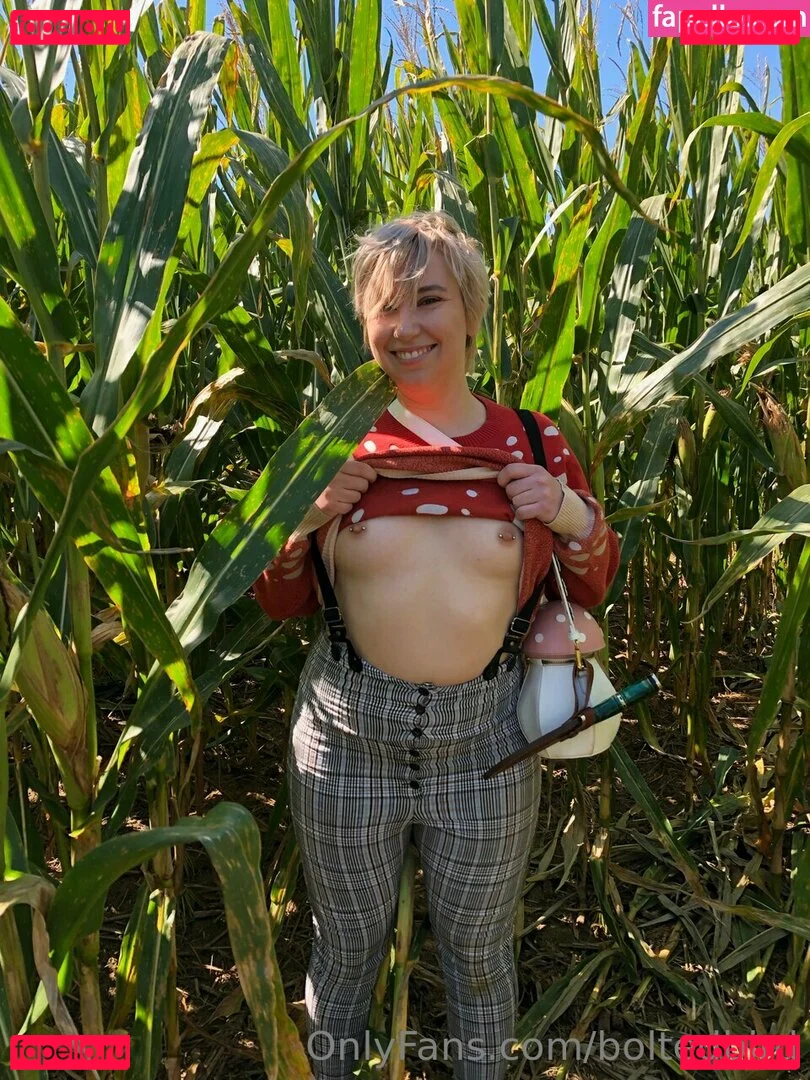 BoltedBird Onlyfans Photo Gallery 