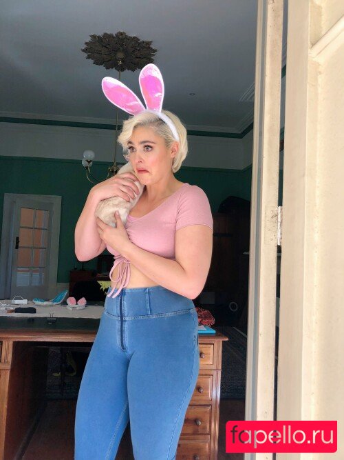 Betty Crocker Onlyfans Photo Gallery 