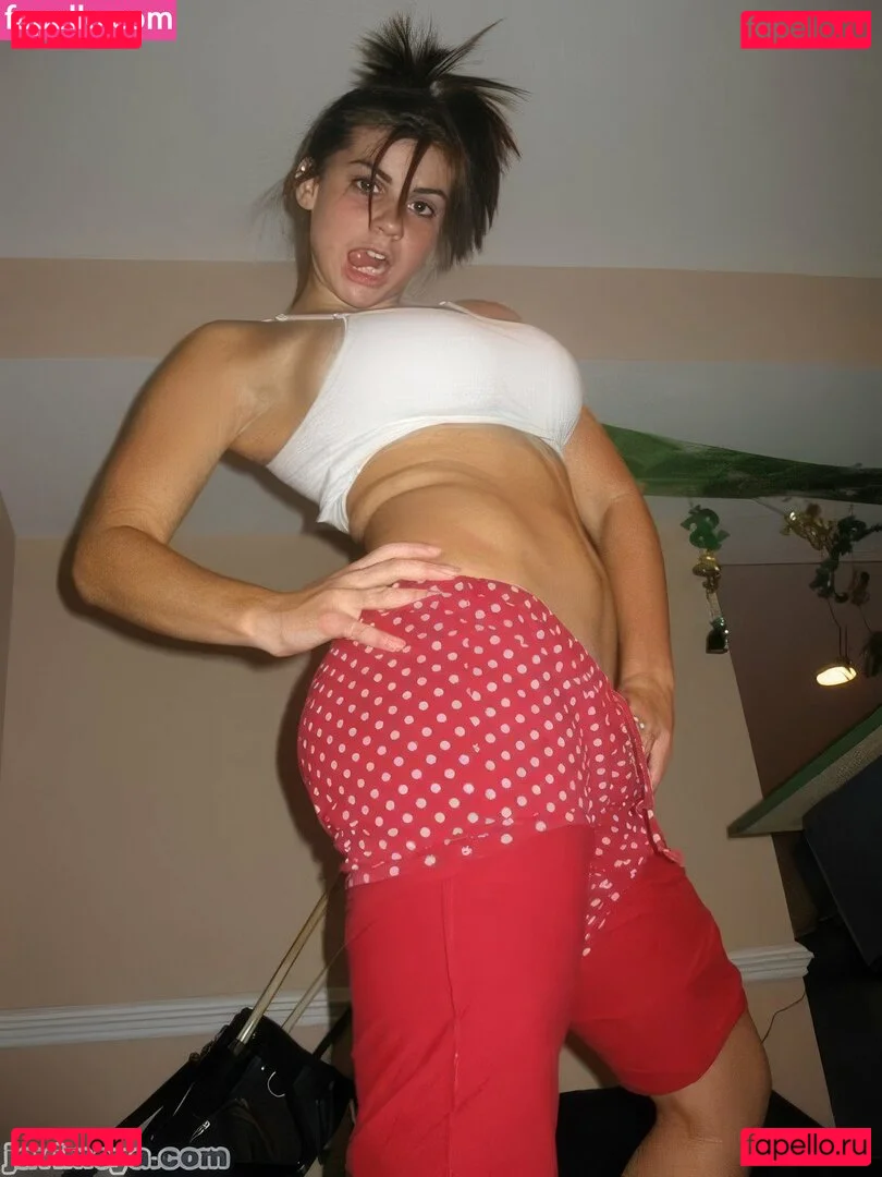 Amanda Wenk Onlyfans Photo Gallery 