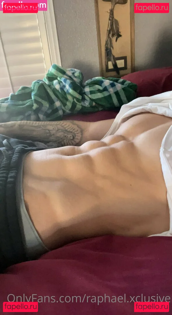 nocapraph Onlyfans Photo Gallery 