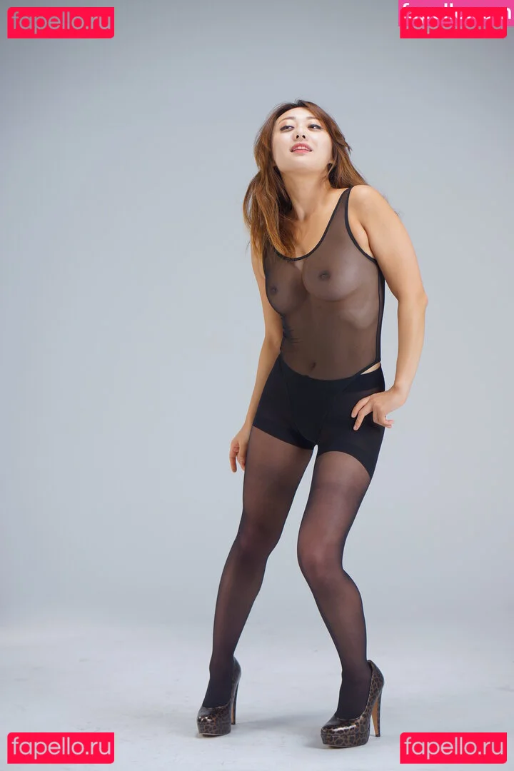 Chulsa Model Onlyfans Photo Gallery 