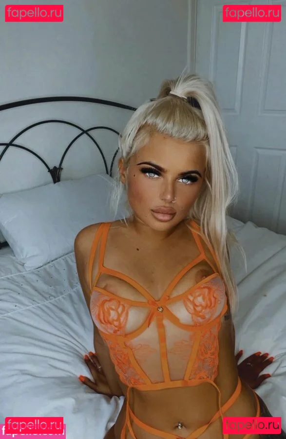 Niamh O’Reilly Onlyfans Photo Gallery 