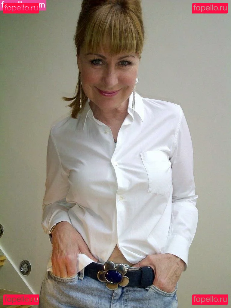Sian Lloyd Onlyfans Photo Gallery 