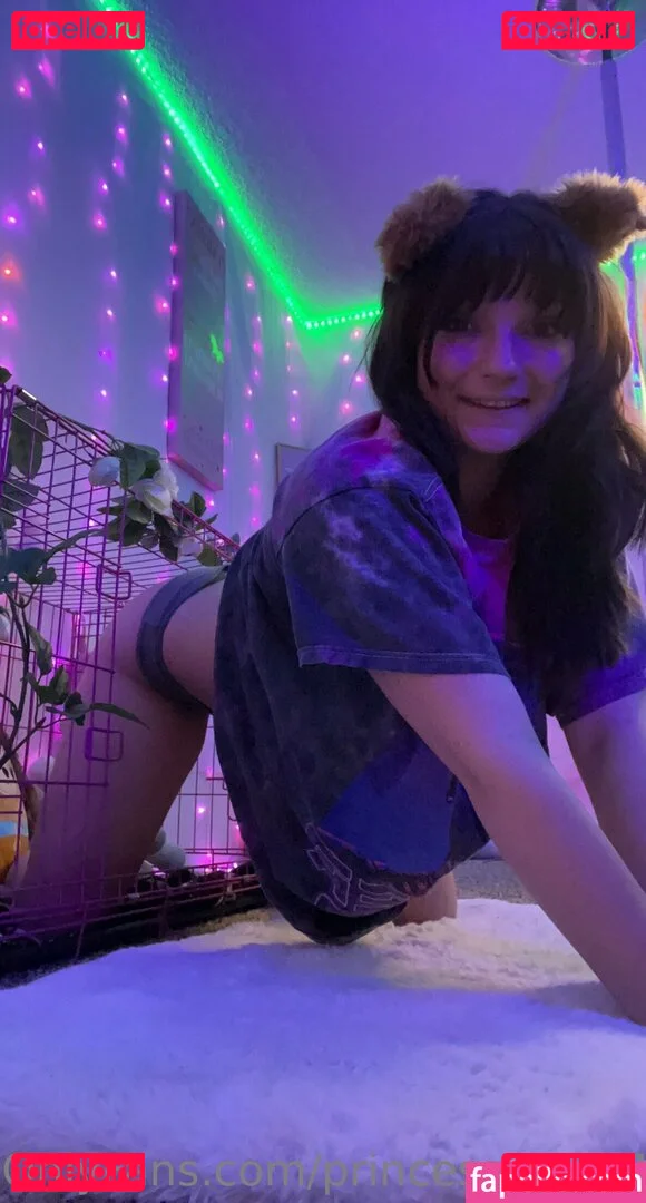 princessmoon129 Onlyfans Photo Gallery 