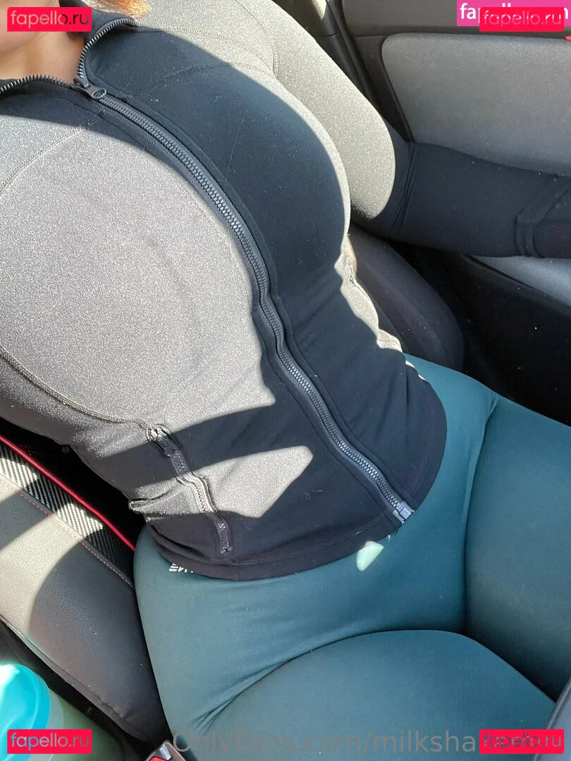 milkshakemila Onlyfans Photo Gallery 