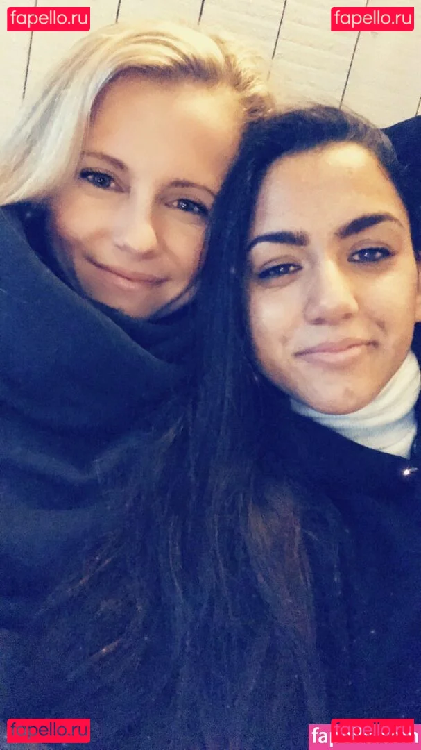 Julia Simic Onlyfans Photo Gallery 