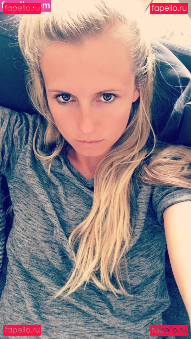 Julia Simic Onlyfans Photo Gallery 