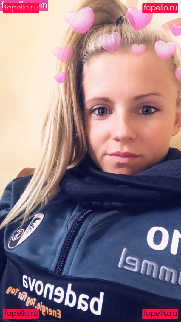 Julia Simic Onlyfans Photo Gallery 