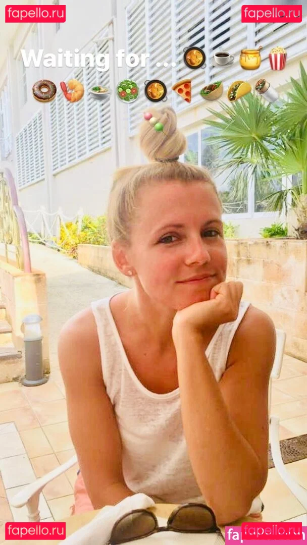 Julia Simic Onlyfans Photo Gallery 