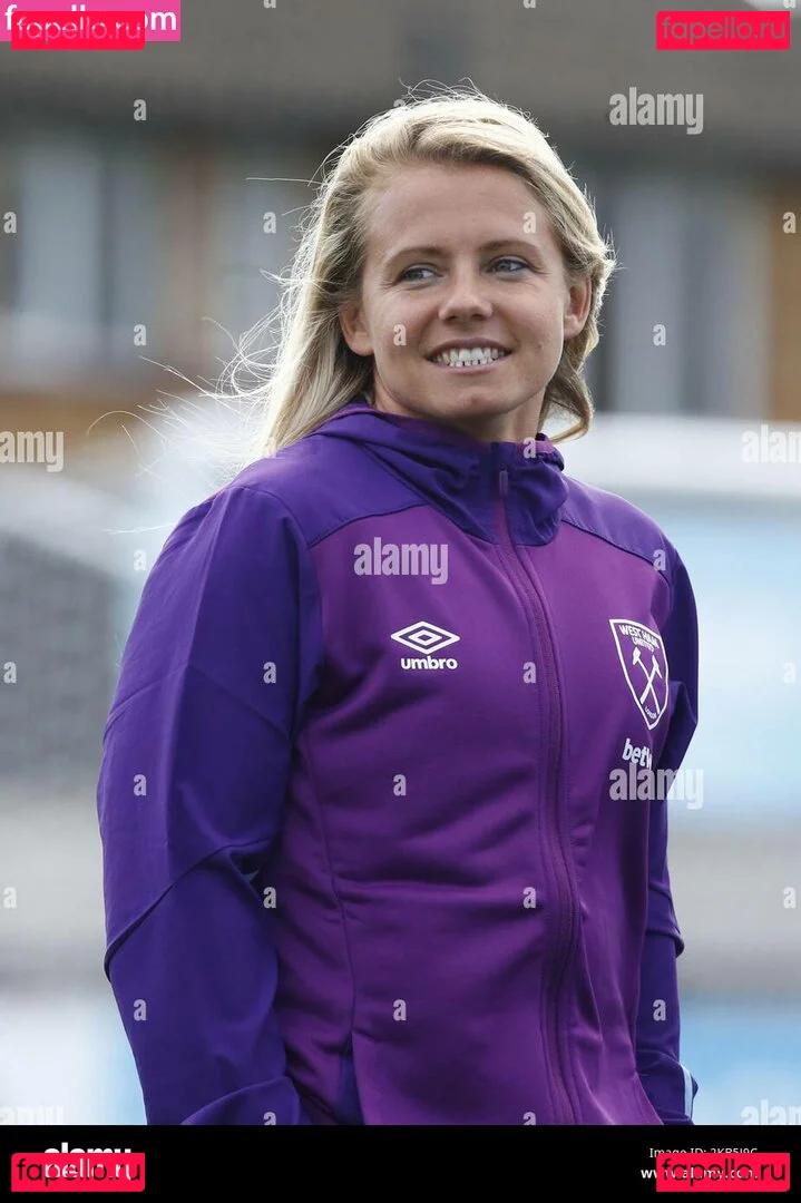 Julia Simic Onlyfans Photo Gallery 