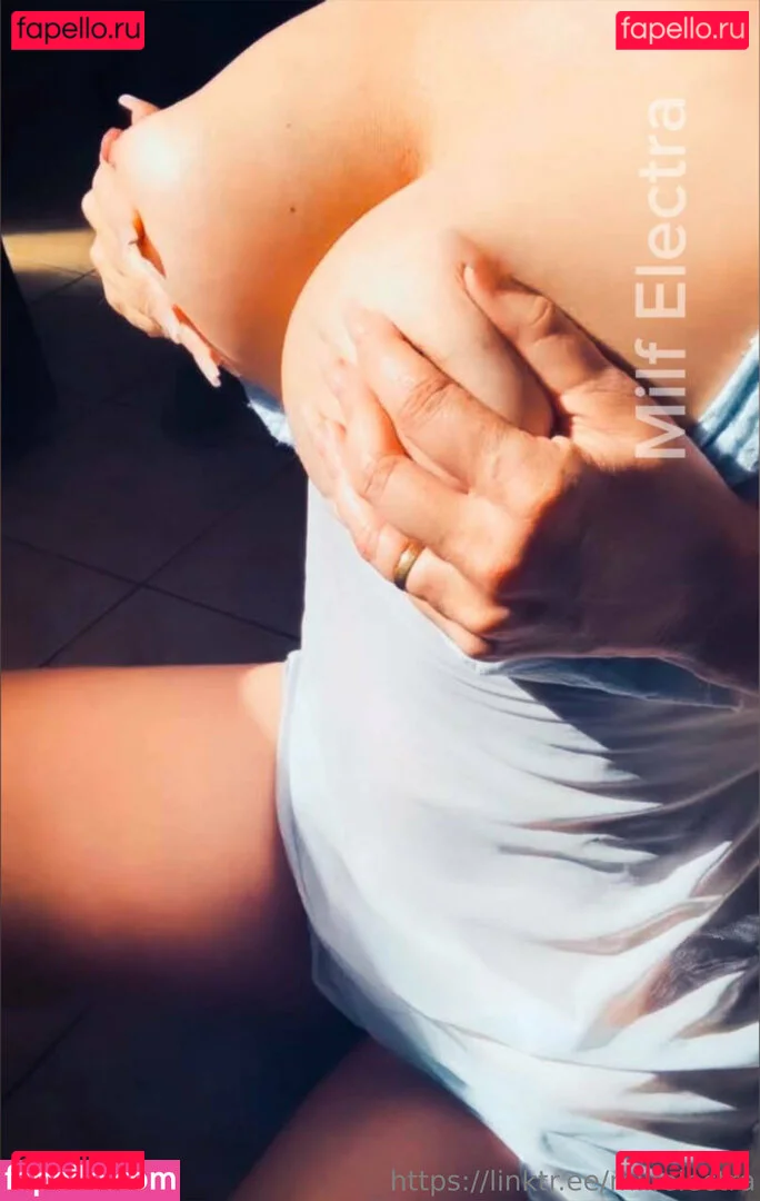 m1lf_electra Onlyfans Photo Gallery 