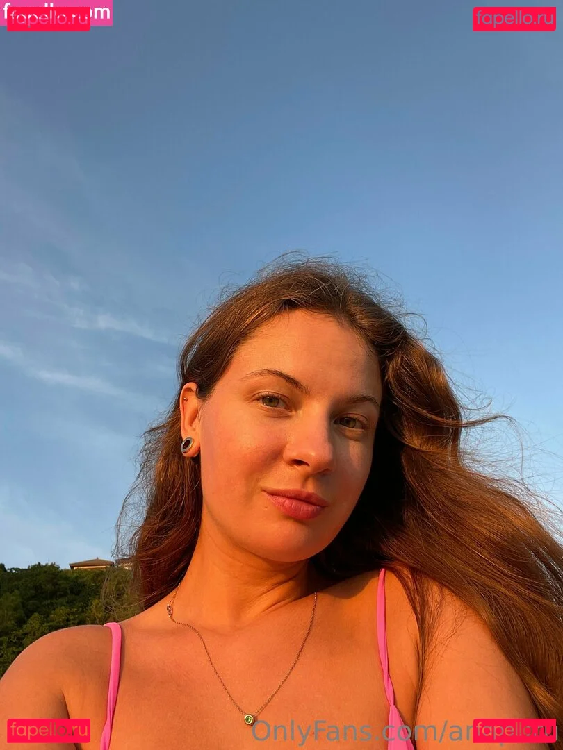 anapuru Onlyfans Photo Gallery 