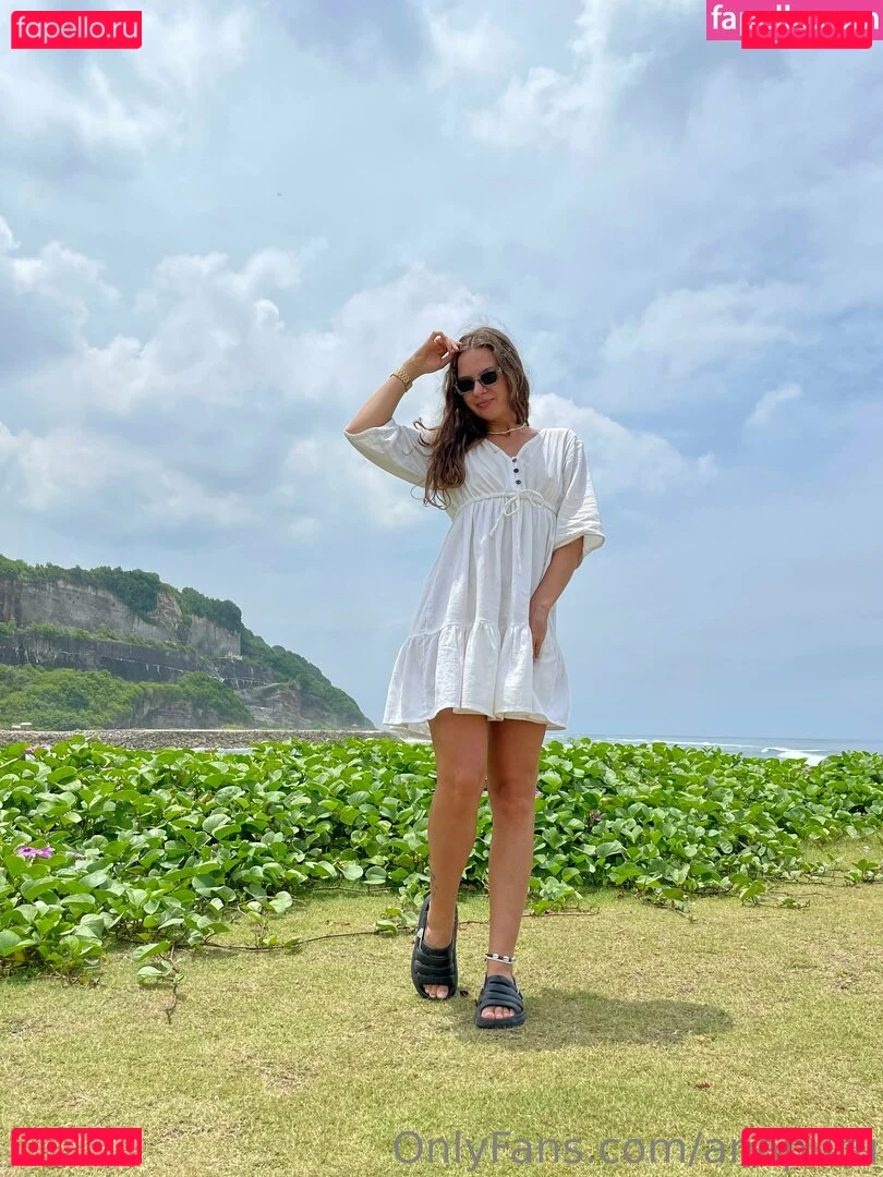 anapuru Onlyfans Photo Gallery 