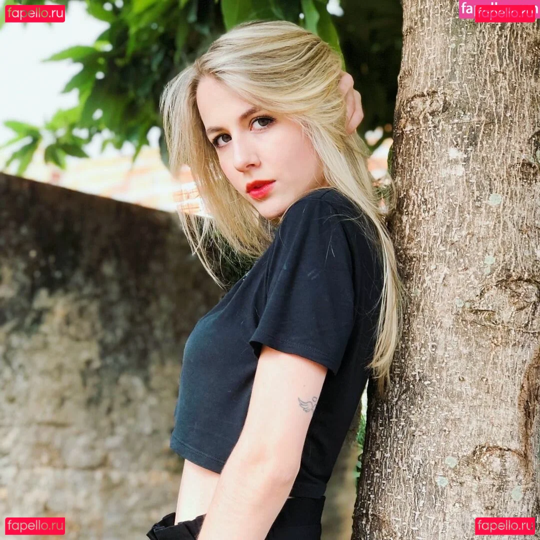 Roberta Pfaff Onlyfans Photo Gallery 