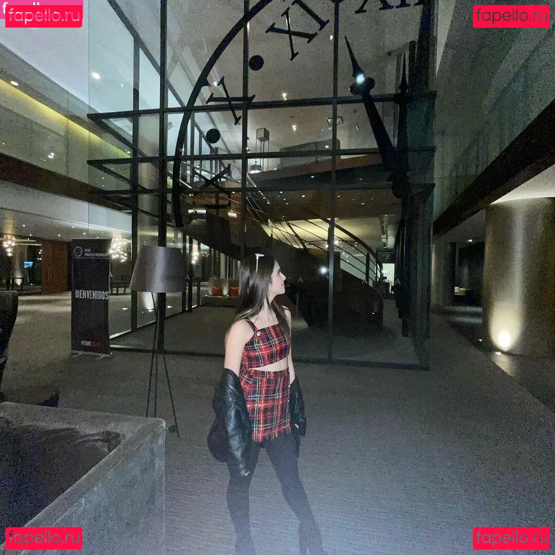 Laura Marano Onlyfans Photo Gallery 