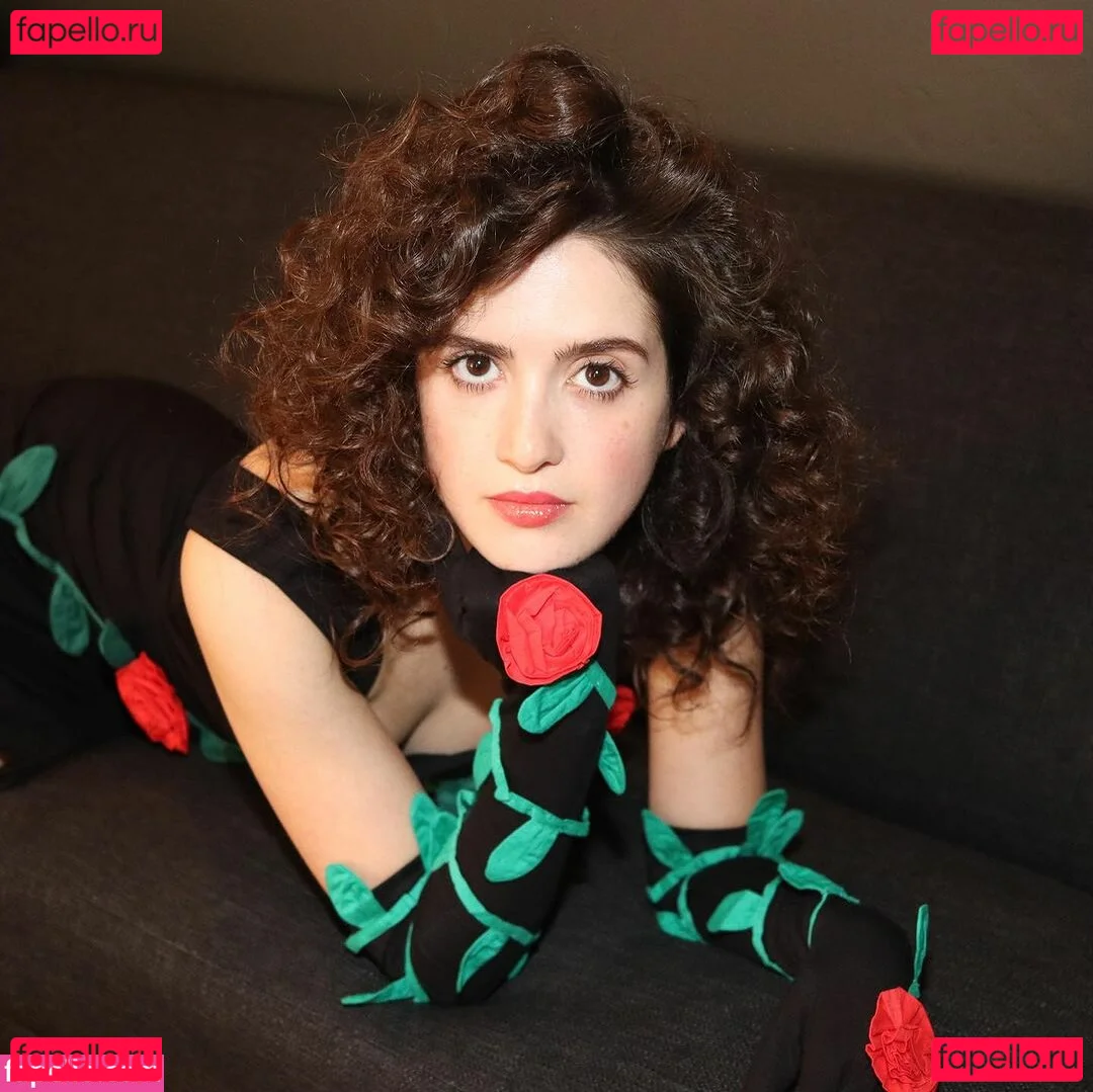 Laura Marano Onlyfans Photo Gallery 