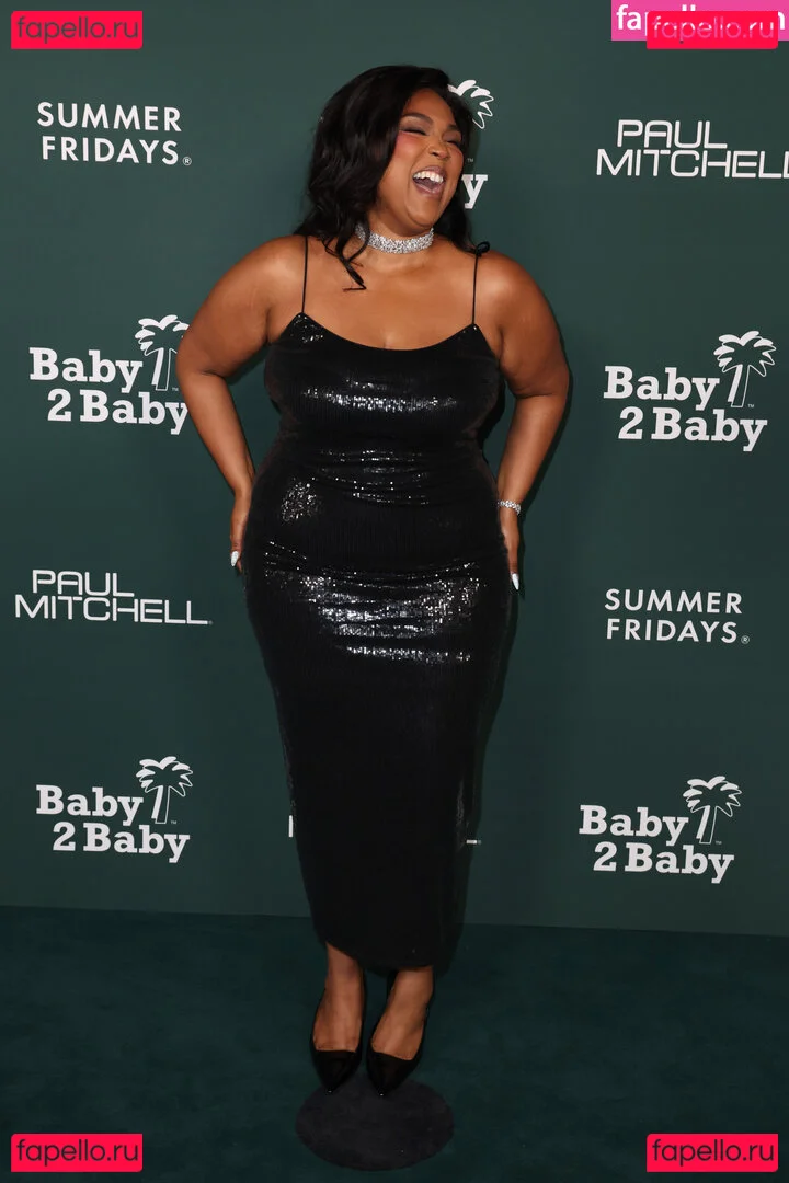 Lizzo Onlyfans Photo Gallery 