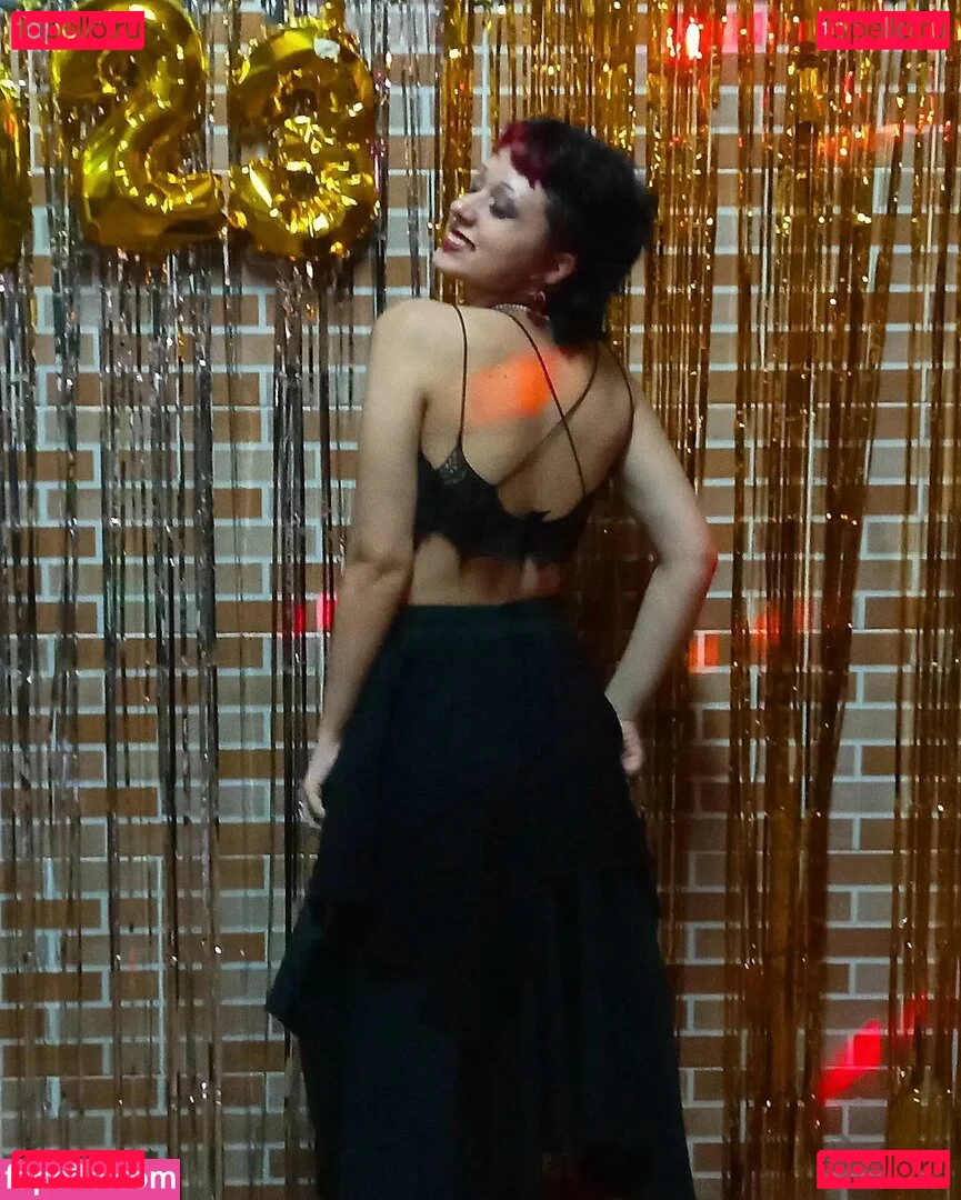 Aurwrayag Onlyfans Photo Gallery 