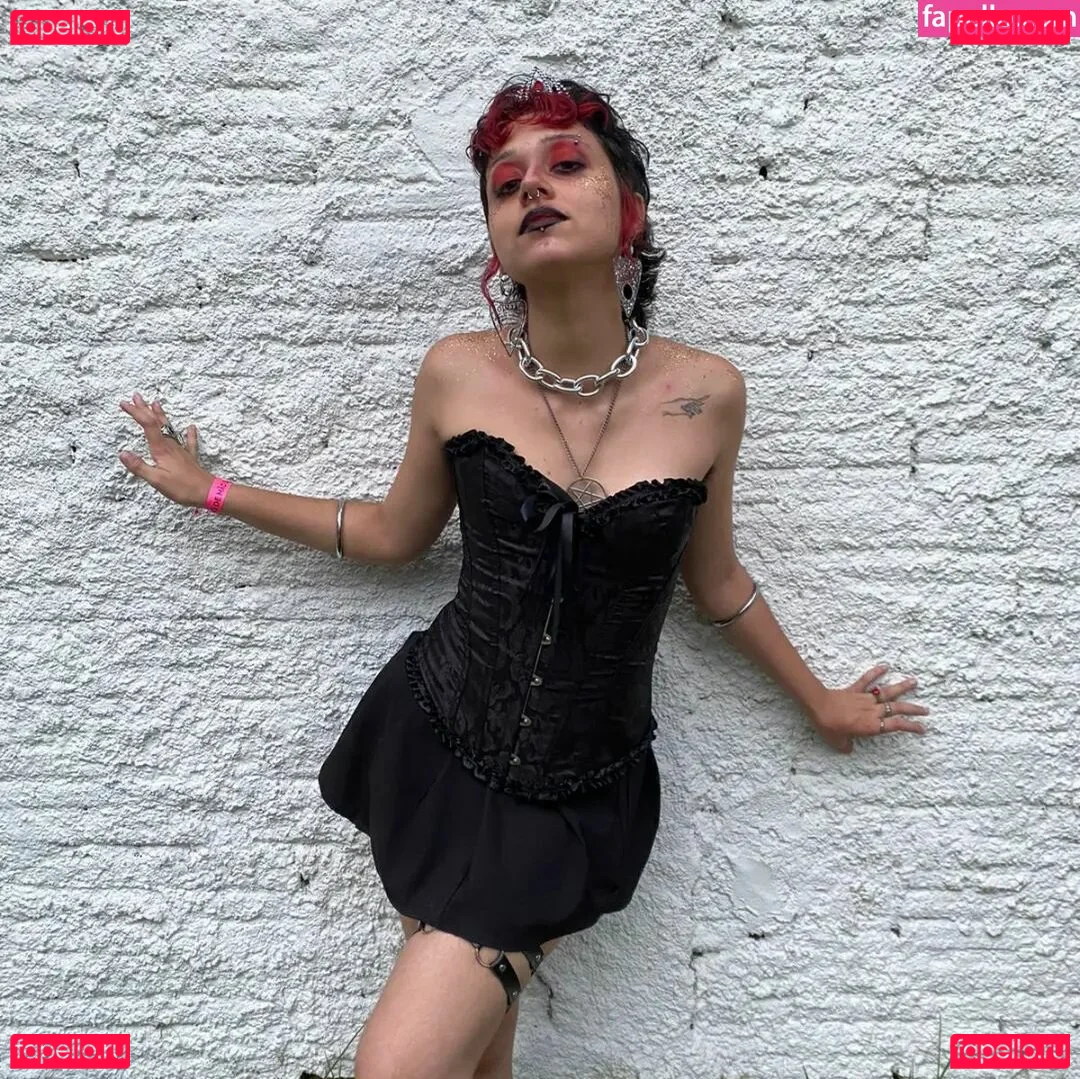 Aurwrayag Onlyfans Photo Gallery 