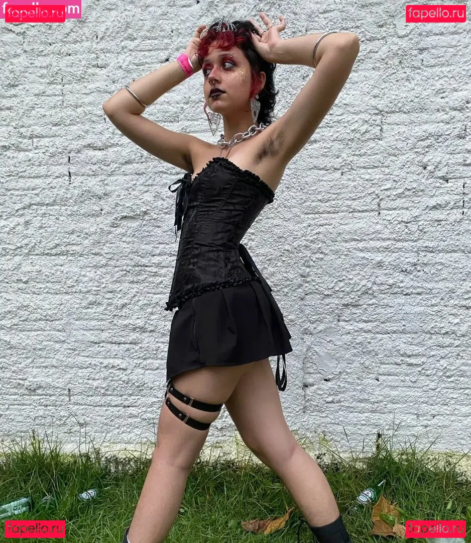 Aurwrayag Onlyfans Photo Gallery 