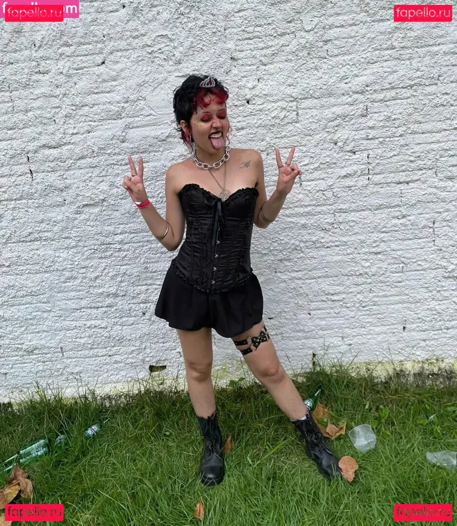 Aurwrayag Onlyfans Photo Gallery 