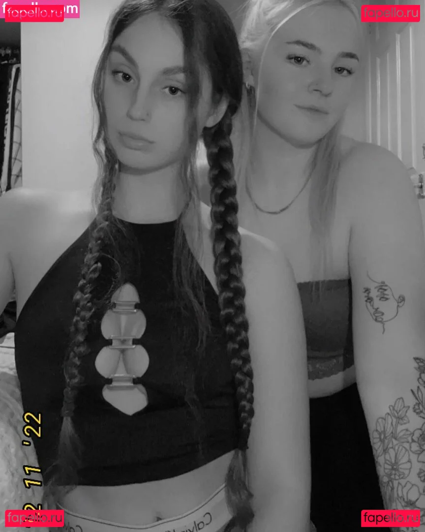 Izzy Lewis Onlyfans Photo Gallery 