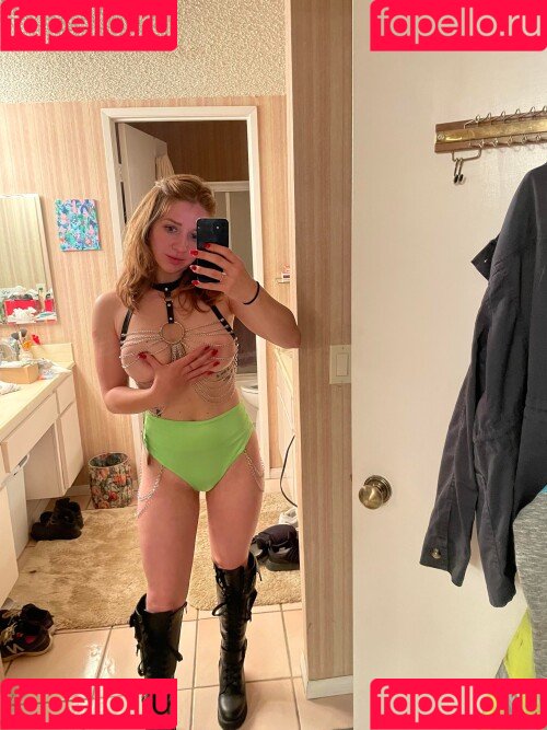 Robynator23 Onlyfans Photo Gallery 