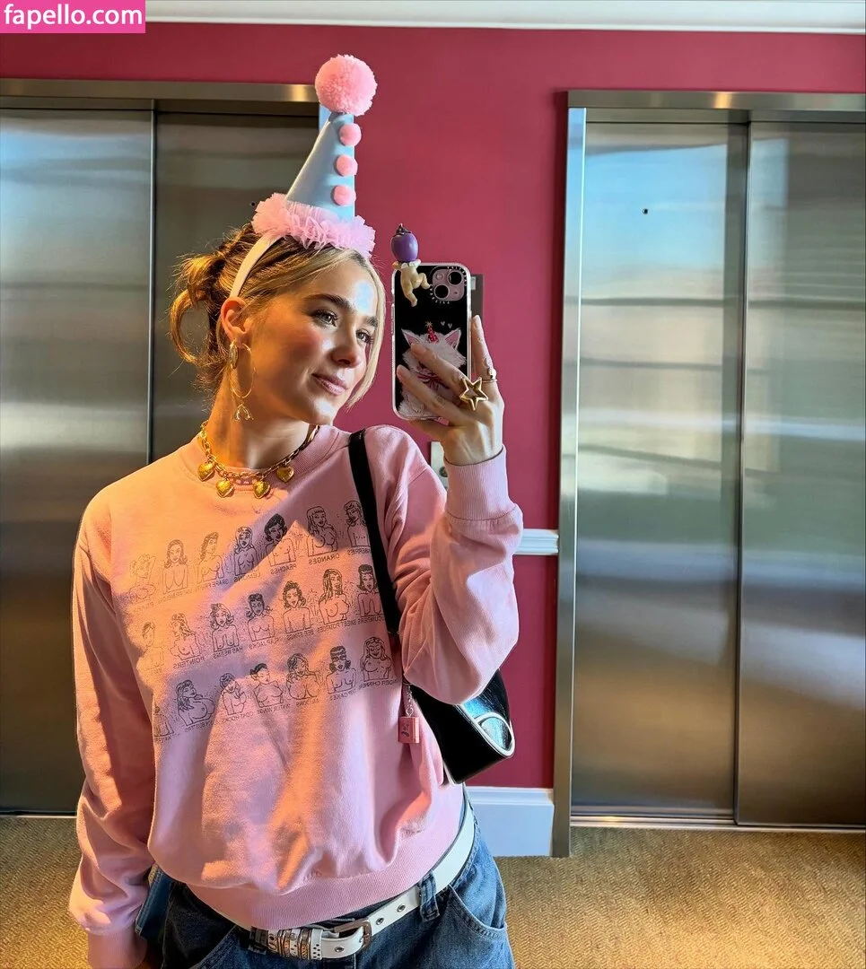 Haley Lu Richardson Onlyfans Photo Gallery 