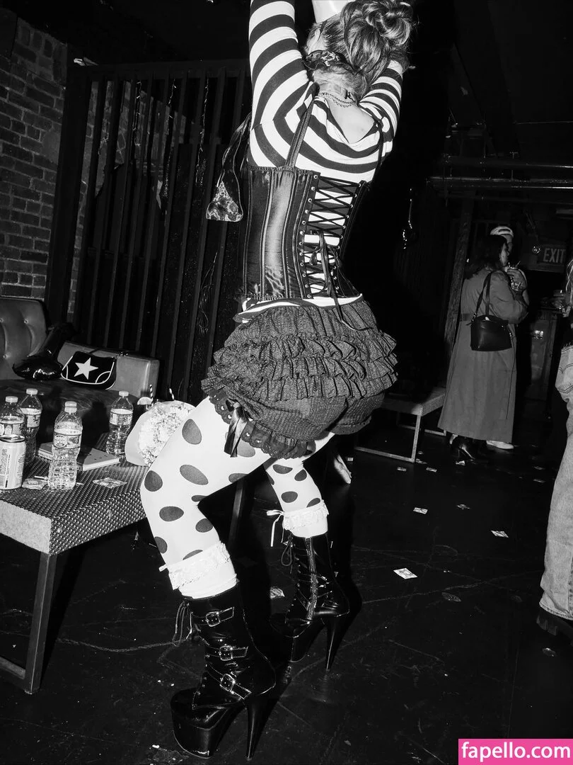 Haley Lu Richardson Onlyfans Photo Gallery 