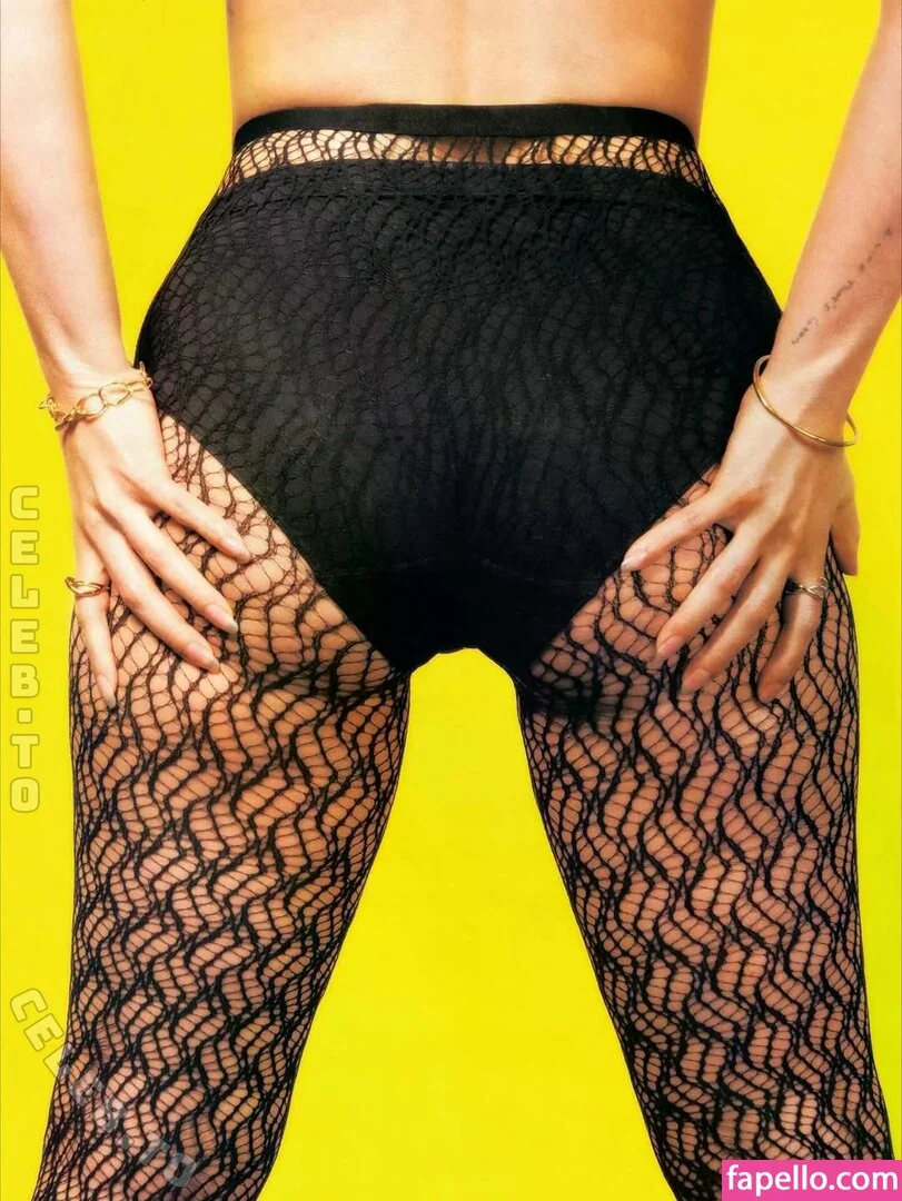 Haley Lu Richardson Onlyfans Photo Gallery 