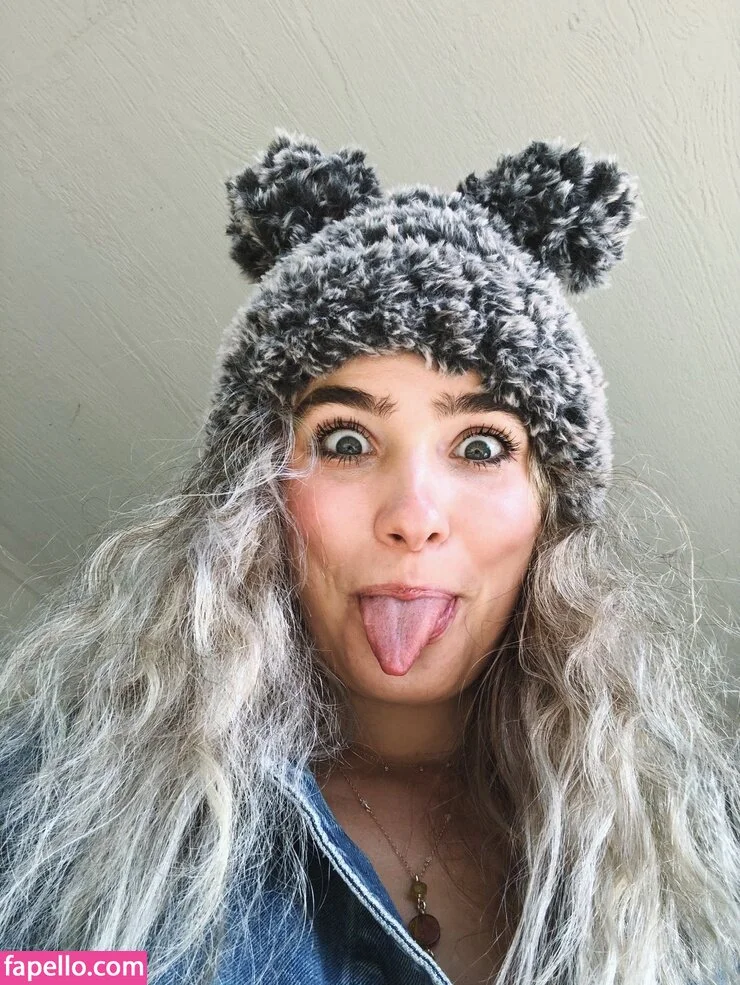 Haley Lu Richardson Onlyfans Photo Gallery 