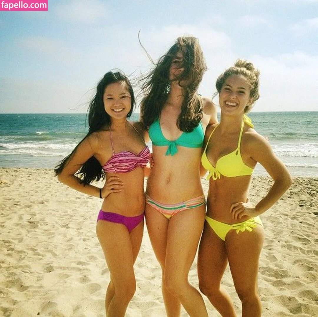 Haley Lu Richardson Onlyfans Photo Gallery 