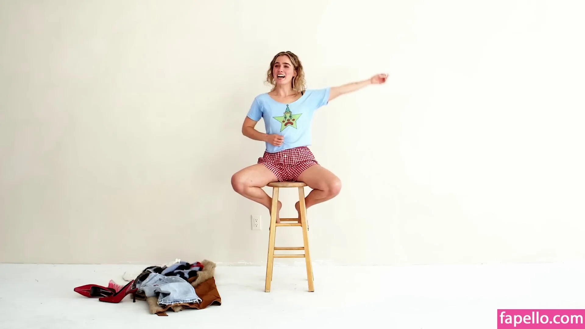 Haley Lu Richardson Onlyfans Photo Gallery 