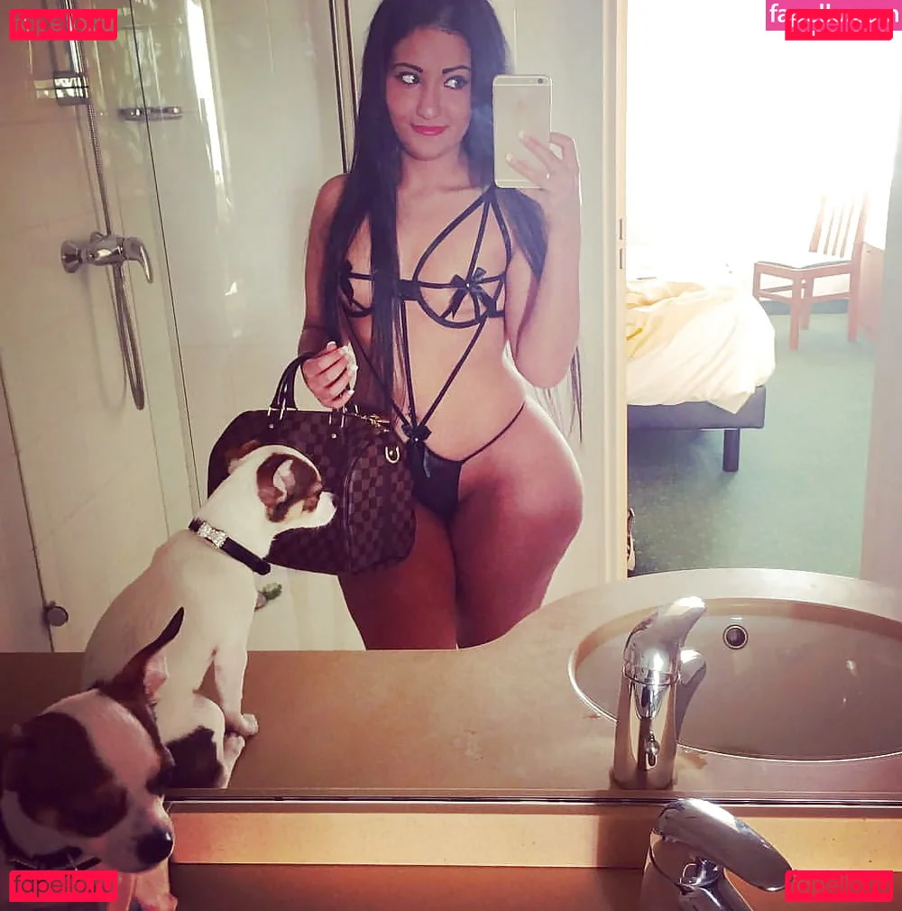 Korin Onlyfans Photo Gallery 