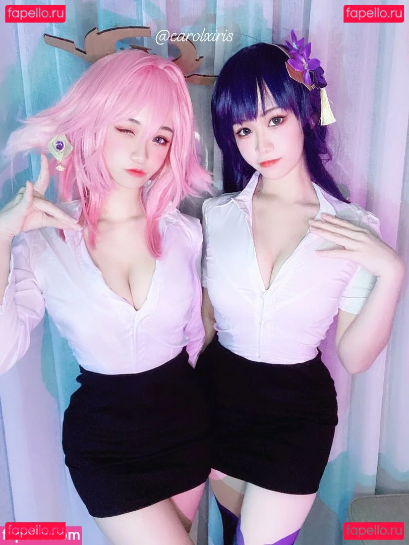 Carol X Iris Onlyfans Photo Gallery 