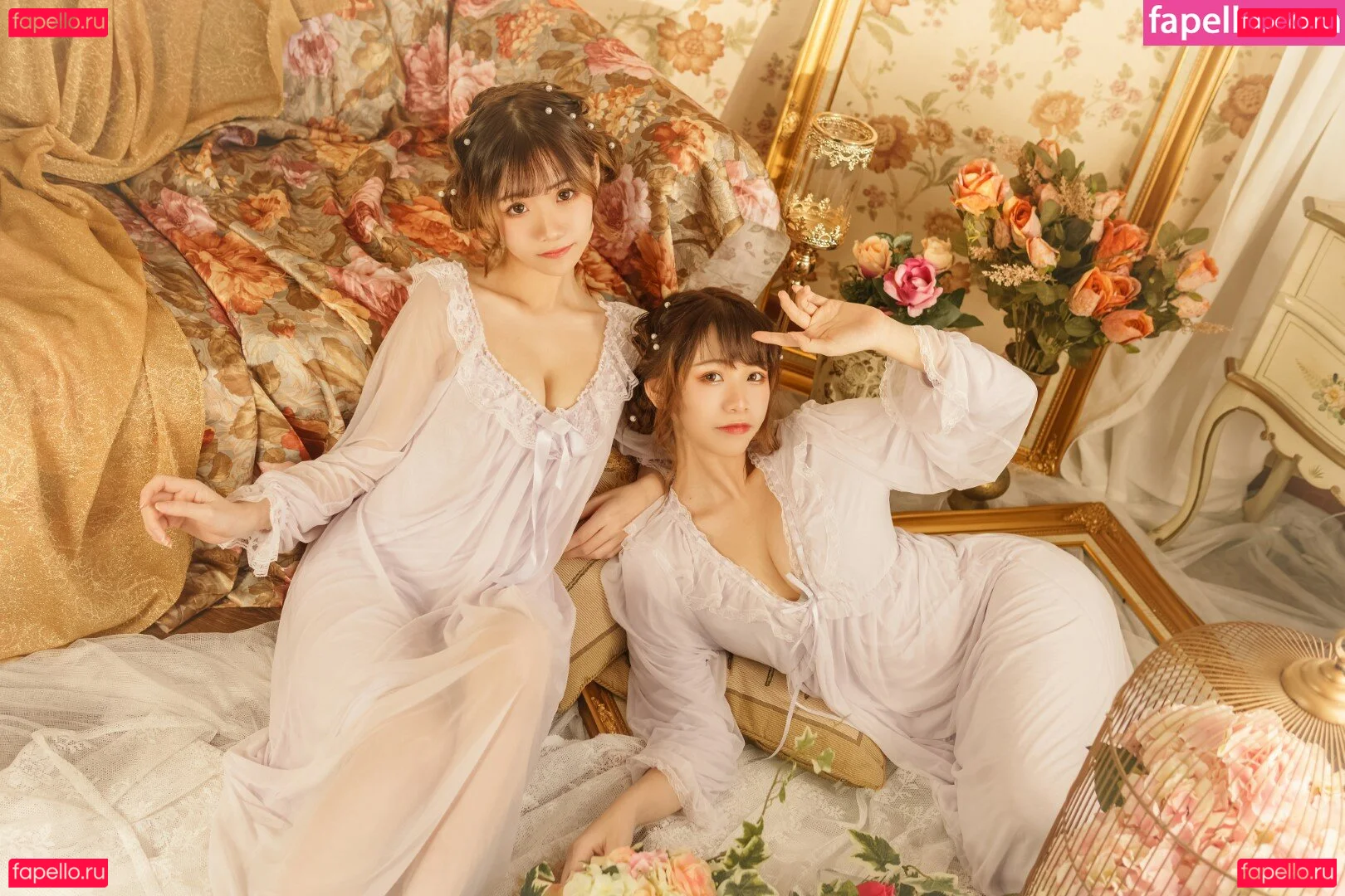 Carol X Iris Onlyfans Photo Gallery 