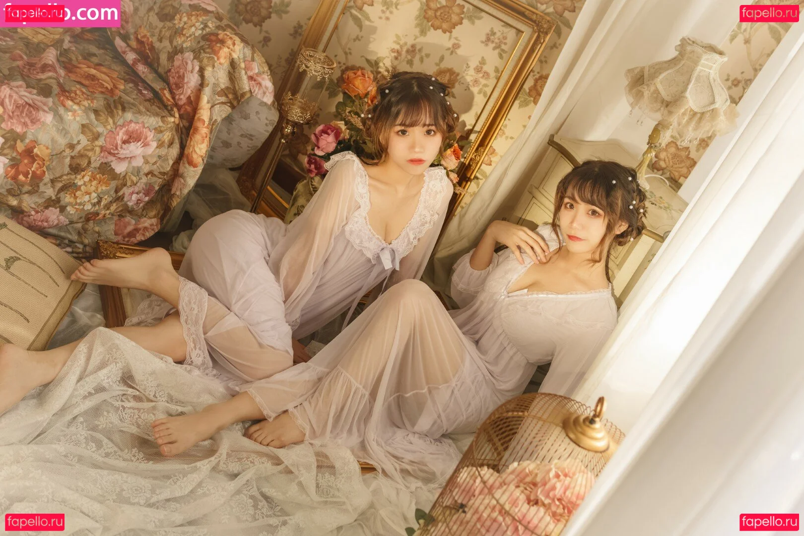 Carol X Iris Onlyfans Photo Gallery 