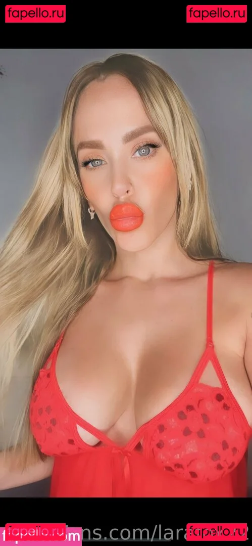 larafox22 Onlyfans Photo Gallery 