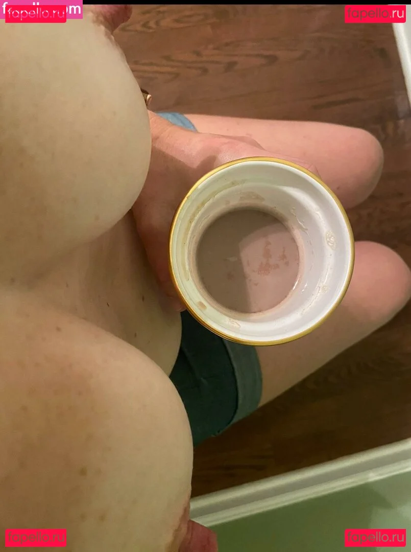 NipplyNurse Onlyfans Photo Gallery 