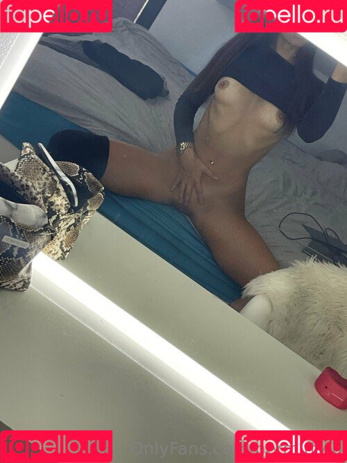 Anita Flexi Onlyfans Photo Gallery 