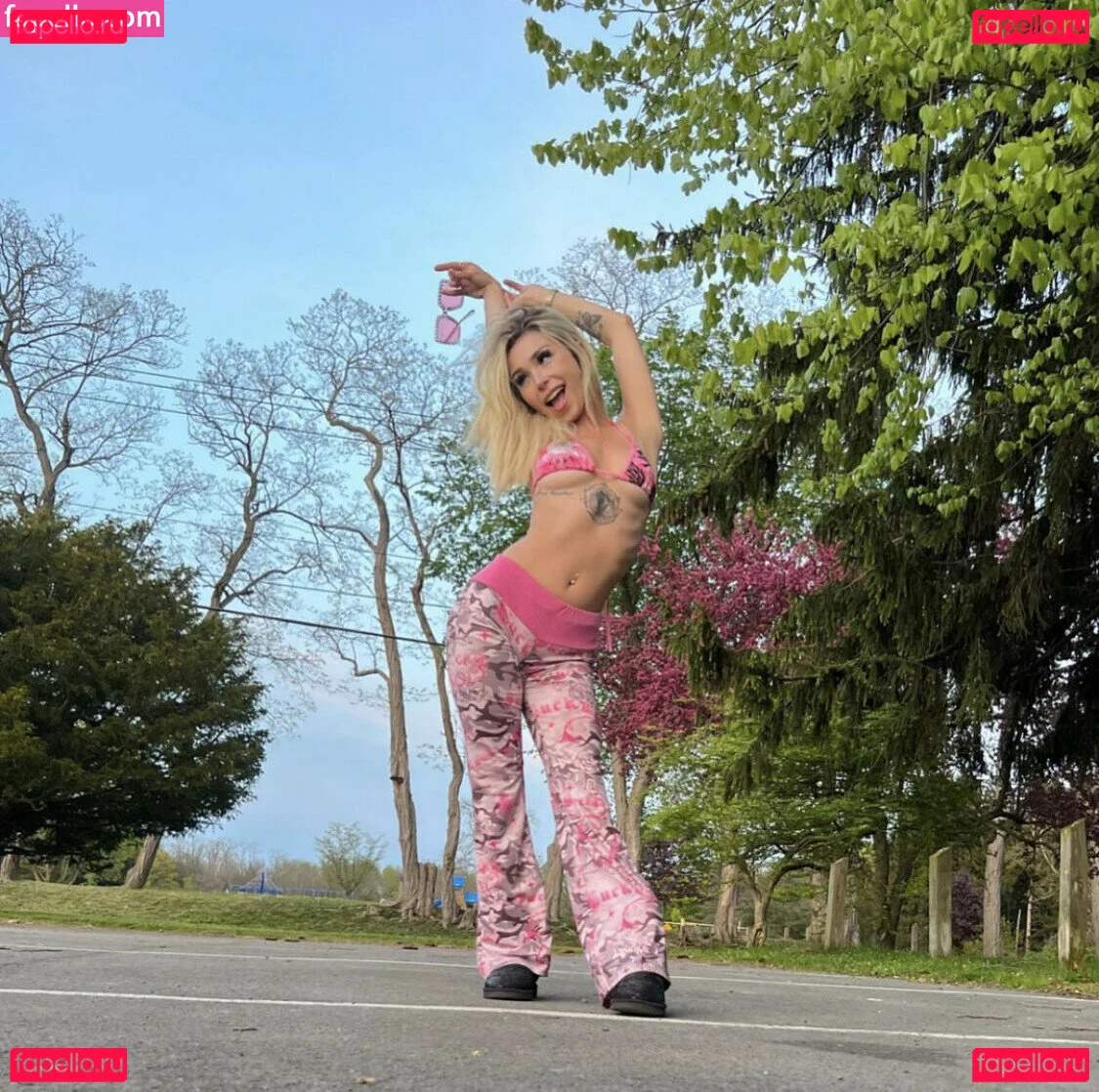 aliaremyinitials Onlyfans Photo Gallery 