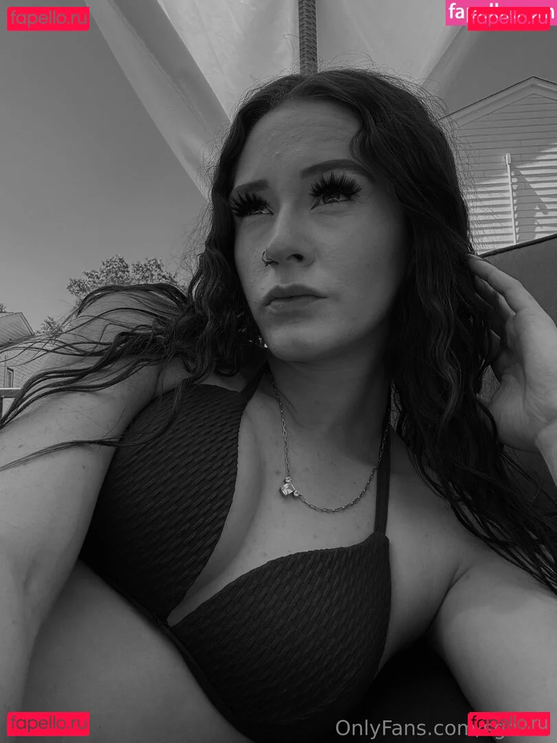 sgoally Onlyfans Photo Gallery 