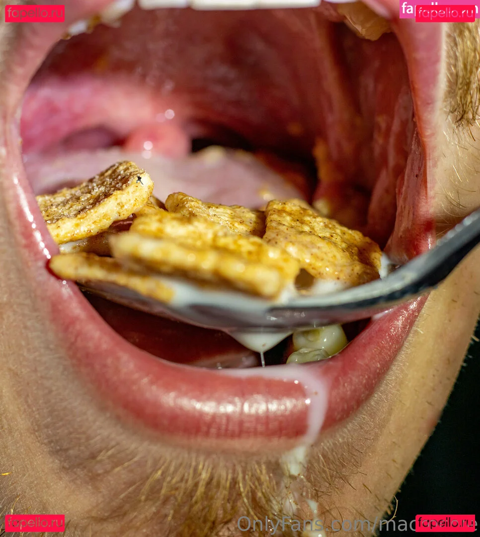 macrocole Onlyfans Photo Gallery 