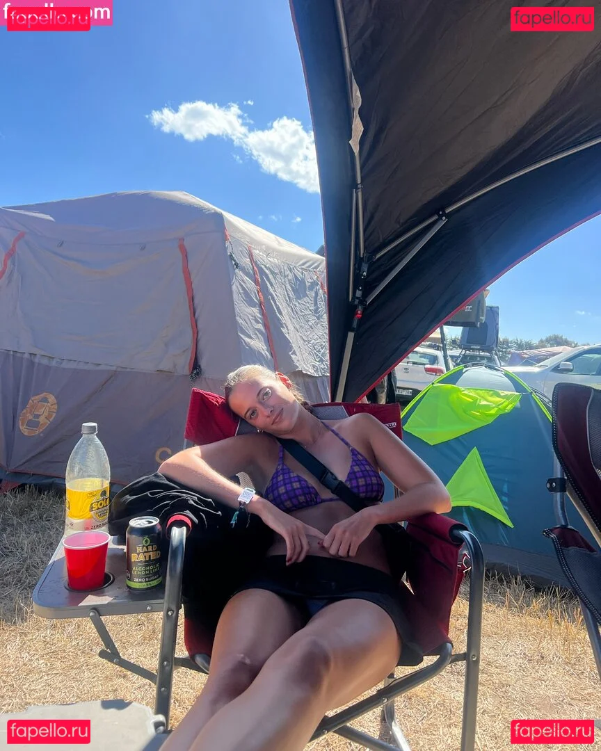 Taya Brooks Onlyfans Photo Gallery 