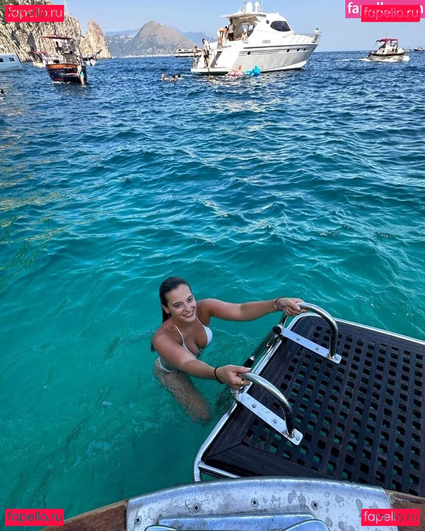 Taya Brooks Onlyfans Photo Gallery 