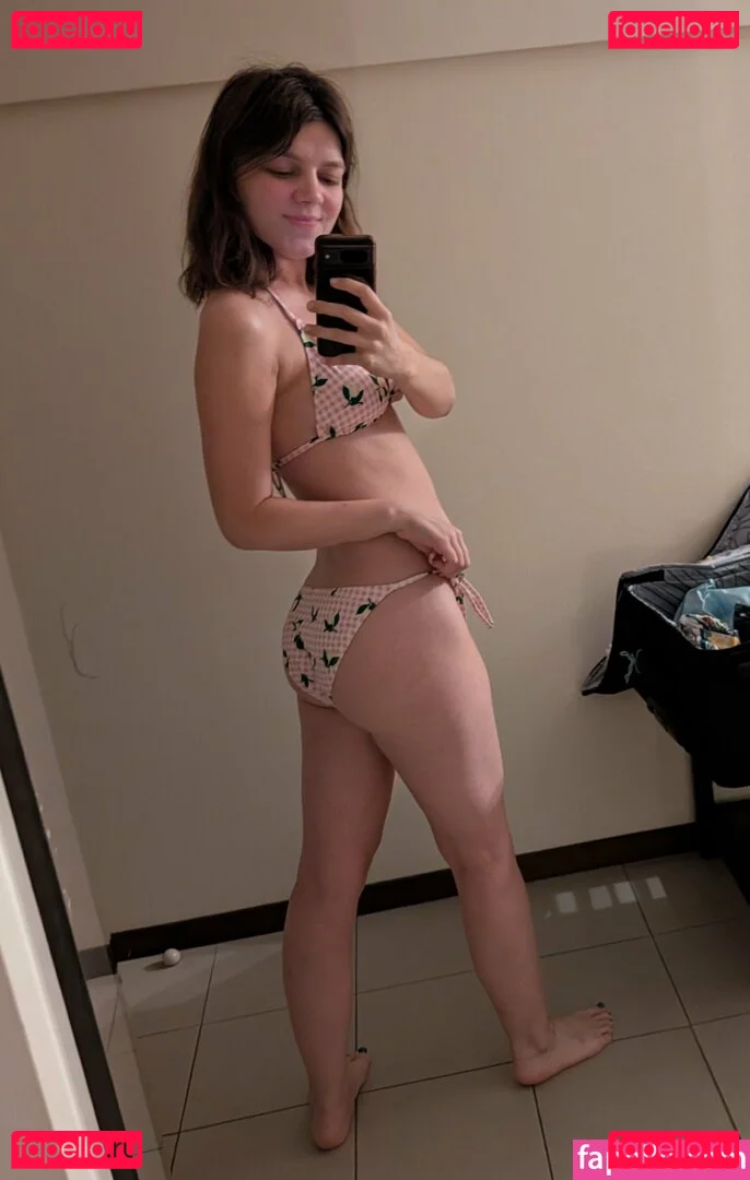 eve-apple Onlyfans Photo Gallery 