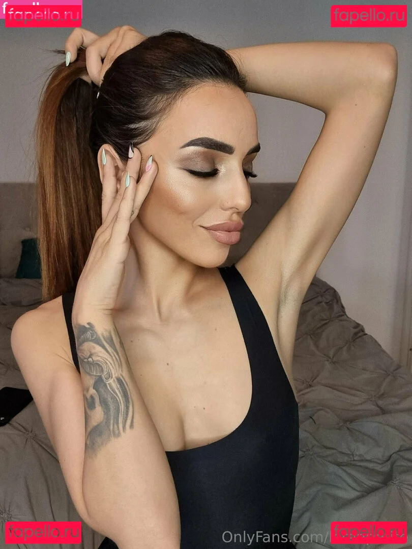 lorenpetite Onlyfans Photo Gallery 