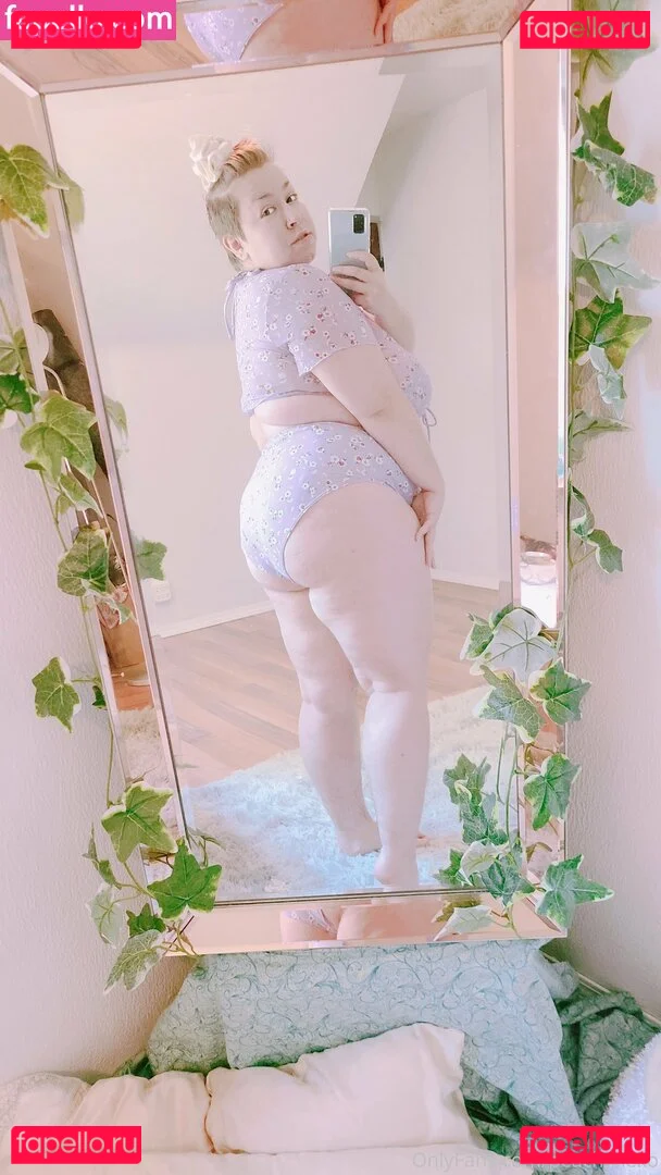 peachyneko Onlyfans Photo Gallery 