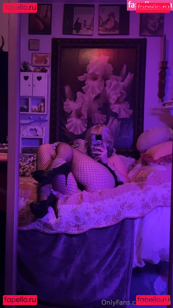 Lunximi Onlyfans Photo Gallery 